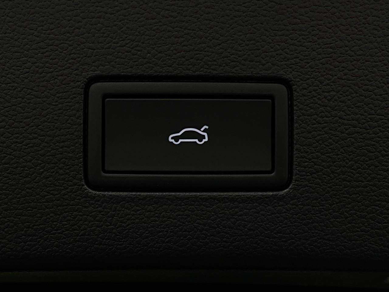 2026 Volkswagen Atlas Cross Sport 2.0T SEL Premium R-Line 4MOTION