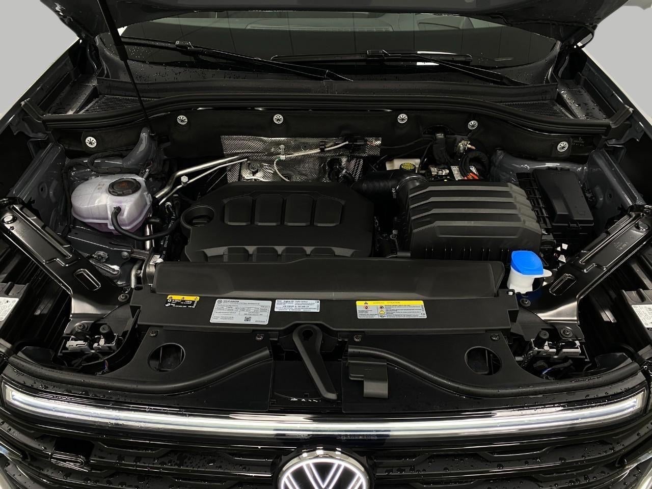 2026 Volkswagen Atlas Cross Sport 2.0T SEL Premium R-Line 4MOTION