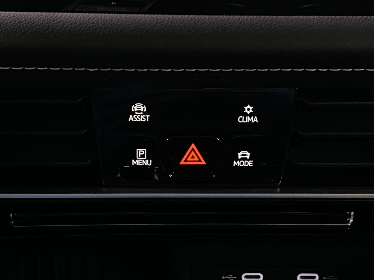 2026 Volkswagen Atlas Cross Sport 2.0T SEL Premium R-Line 4MOTION