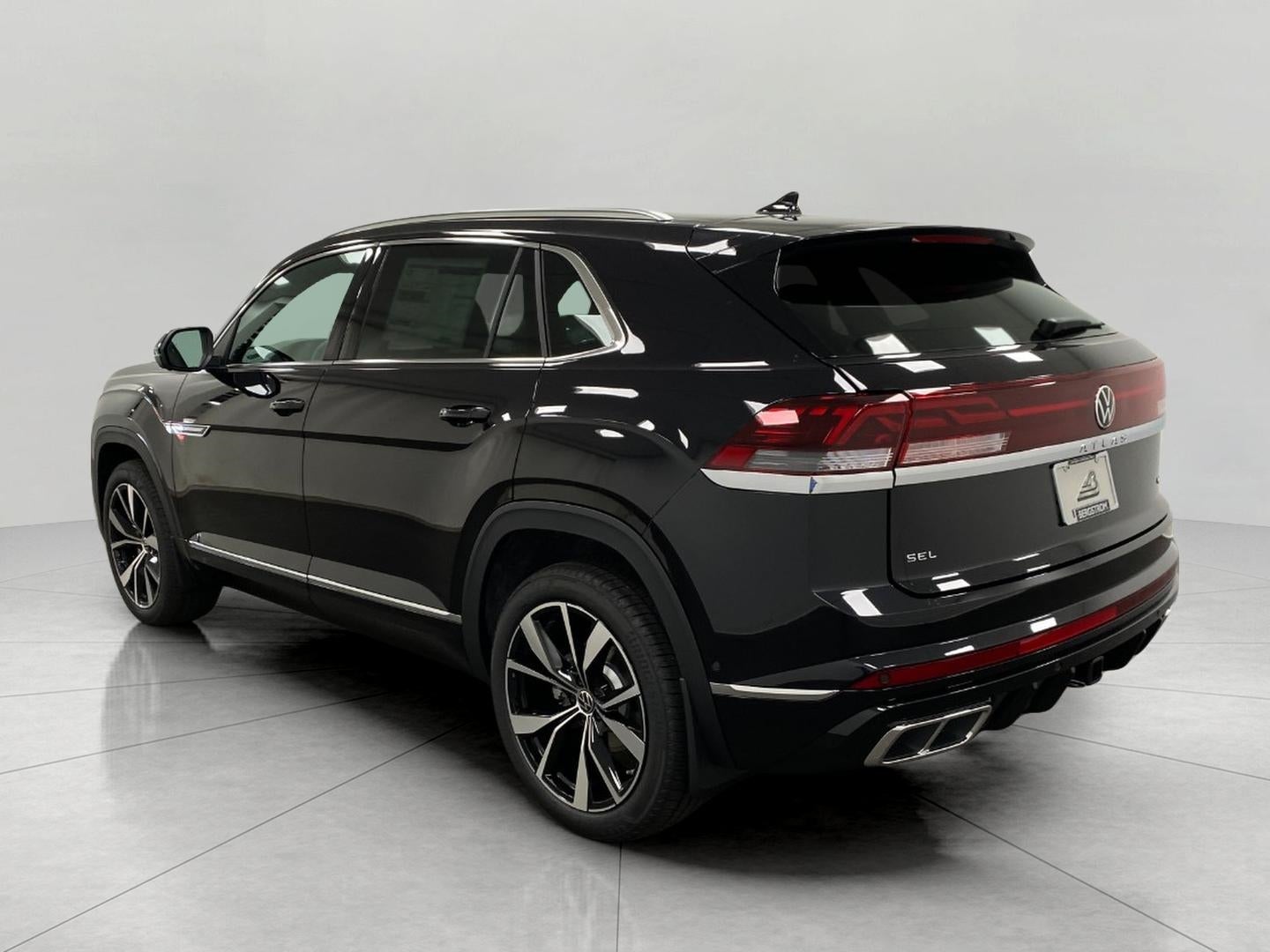 2026 Volkswagen Atlas Cross Sport 2.0T SEL Premium R-Line 4MOTION