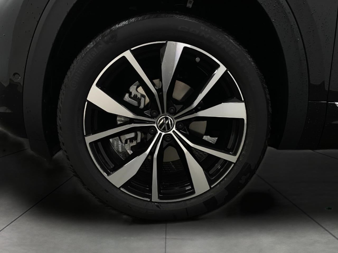 2026 Volkswagen Atlas 2.0T SEL Premium R-Line 4MOTION