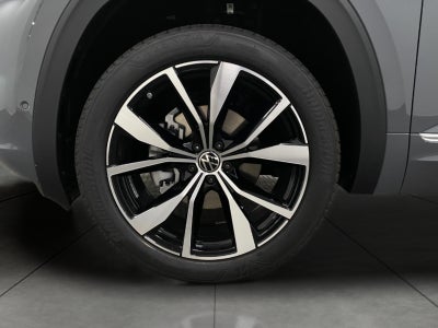 2026 Volkswagen Atlas 2.0T SEL Premium R-Line 4MOTION