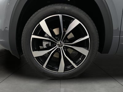 2026 Volkswagen Atlas 2.0T SEL Premium R-Line 4MOTION