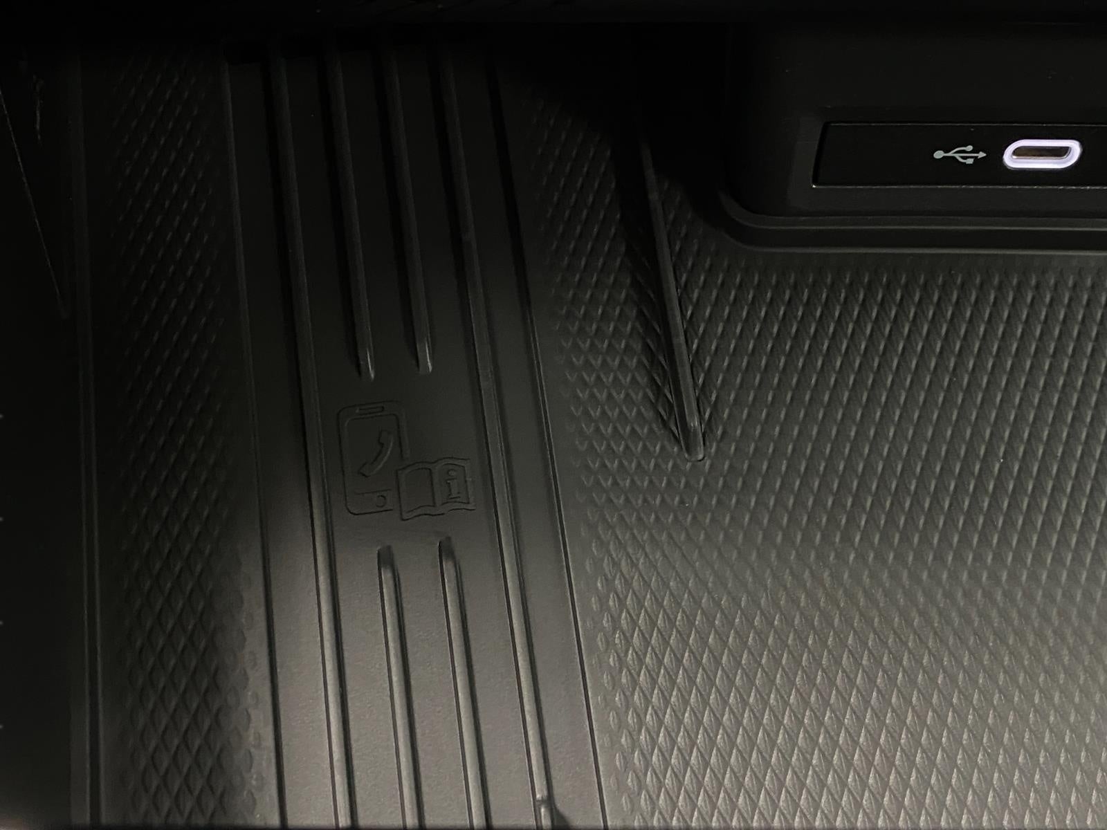 2026 Volkswagen Atlas 2.0T SEL Premium R-Line 4MOTION