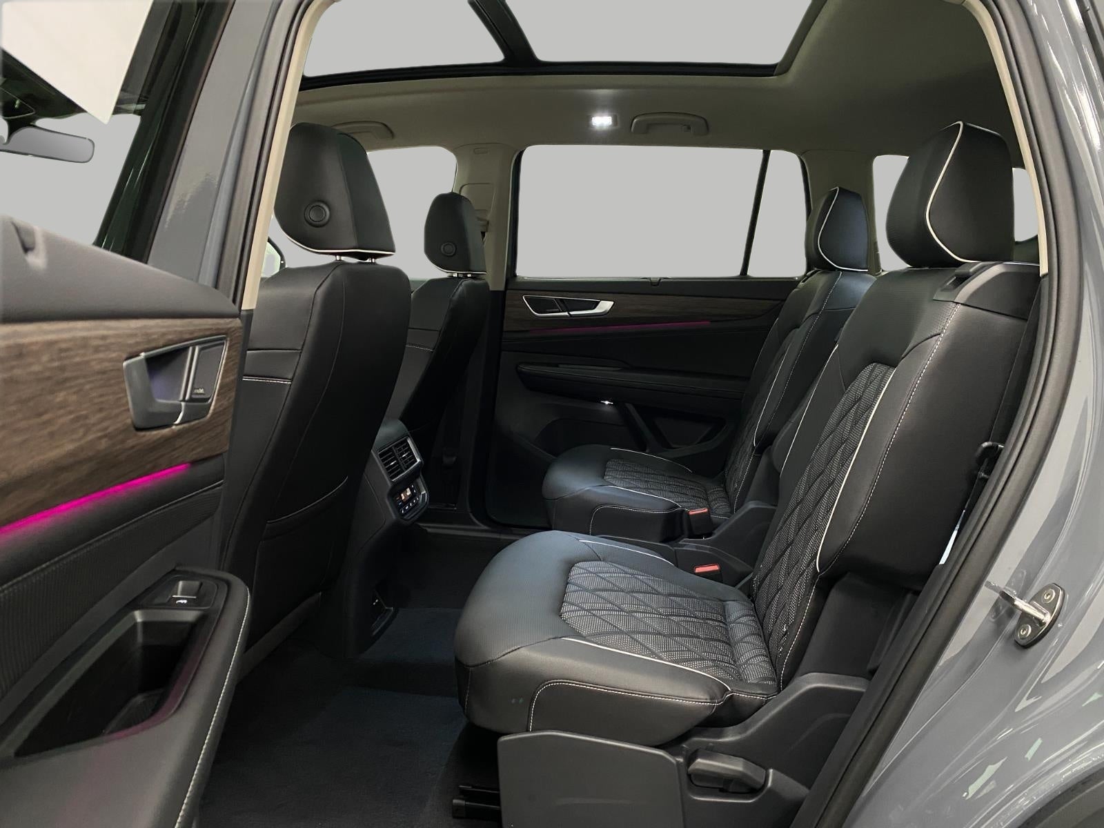 2026 Volkswagen Atlas 2.0T SEL Premium R-Line 4MOTION