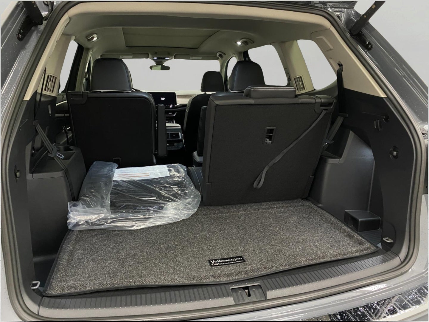 2026 Volkswagen Atlas 2.0T SEL Premium R-Line 4MOTION