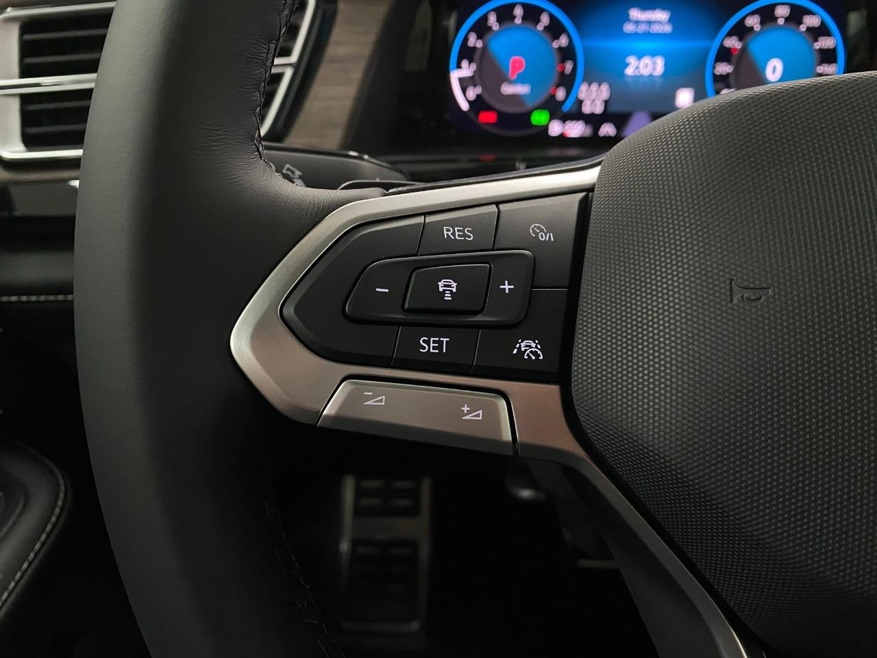 2026 Volkswagen Atlas 2.0T SEL Premium R-Line 4MOTION