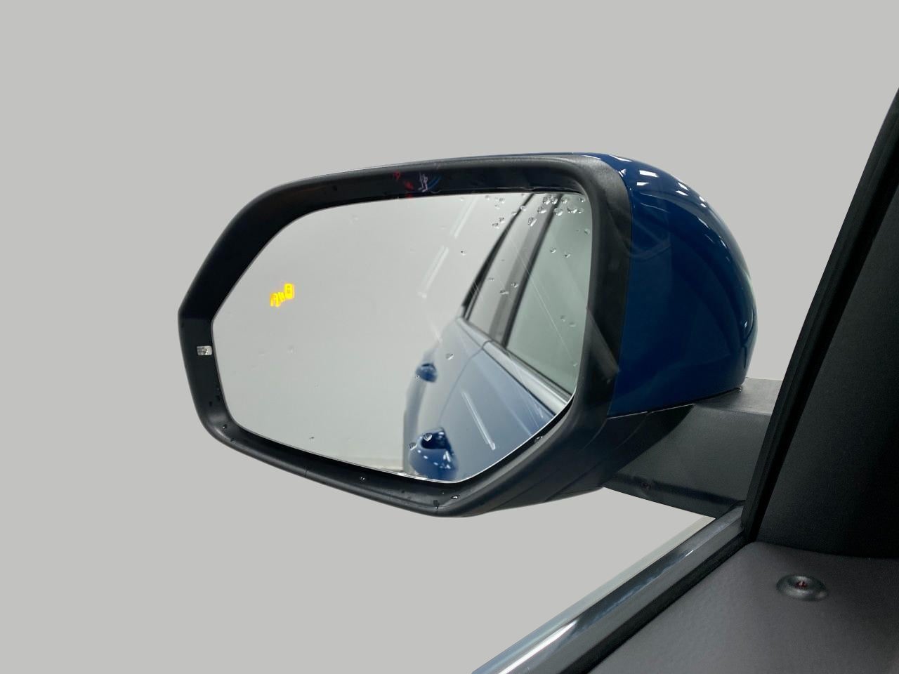 2025 Volkswagen Atlas Cross Sport 2.0T SE w/Technology 4MOTION