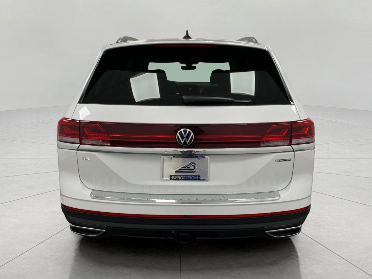 2026 Volkswagen Atlas 2.0T SE w/Technology 4MOTION