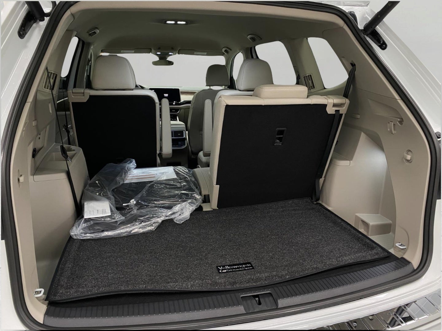 2026 Volkswagen Atlas 2.0T SE w/Technology 4MOTION