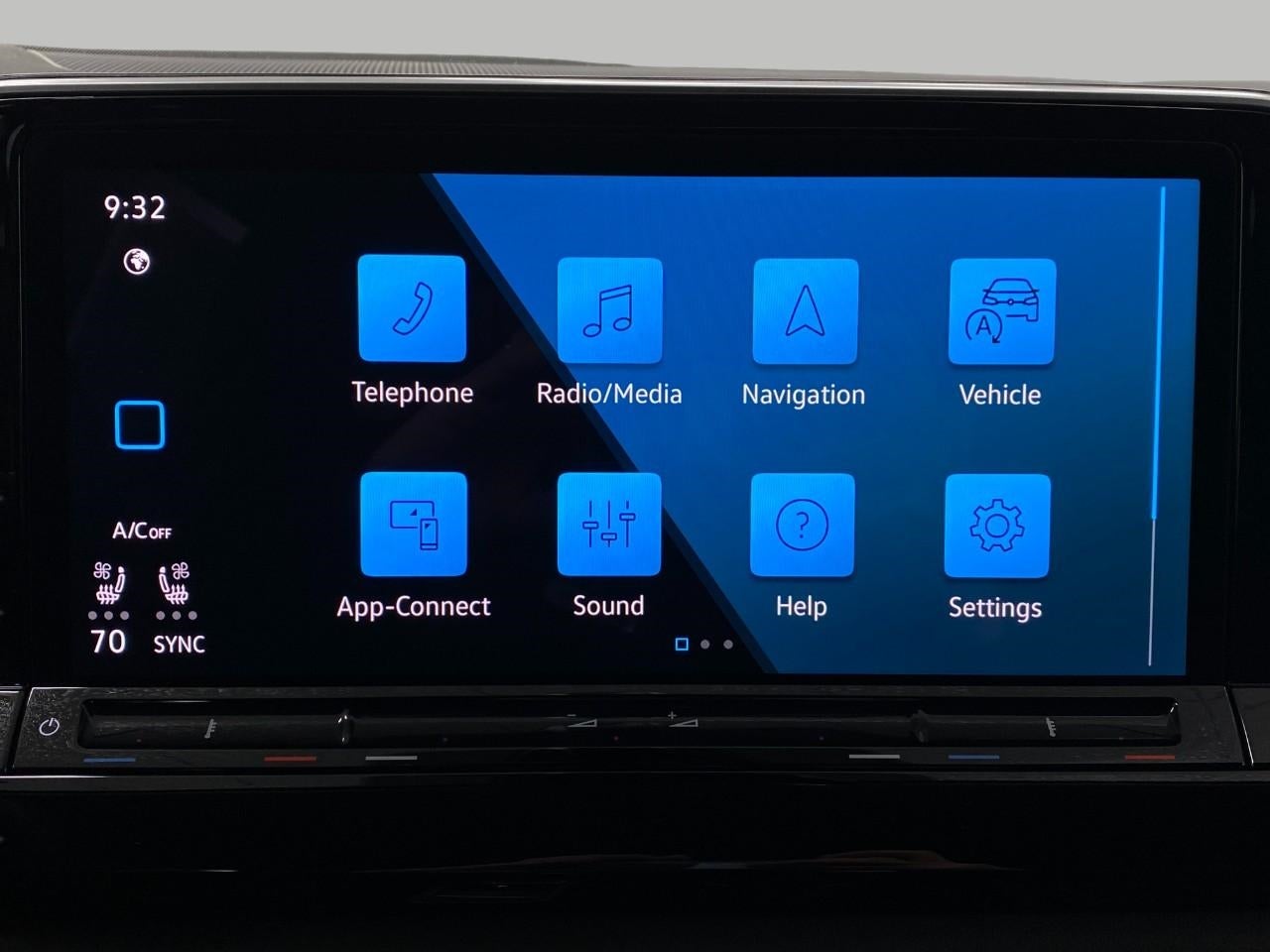 2026 Volkswagen Atlas 2.0T SE w/Technology 4MOTION