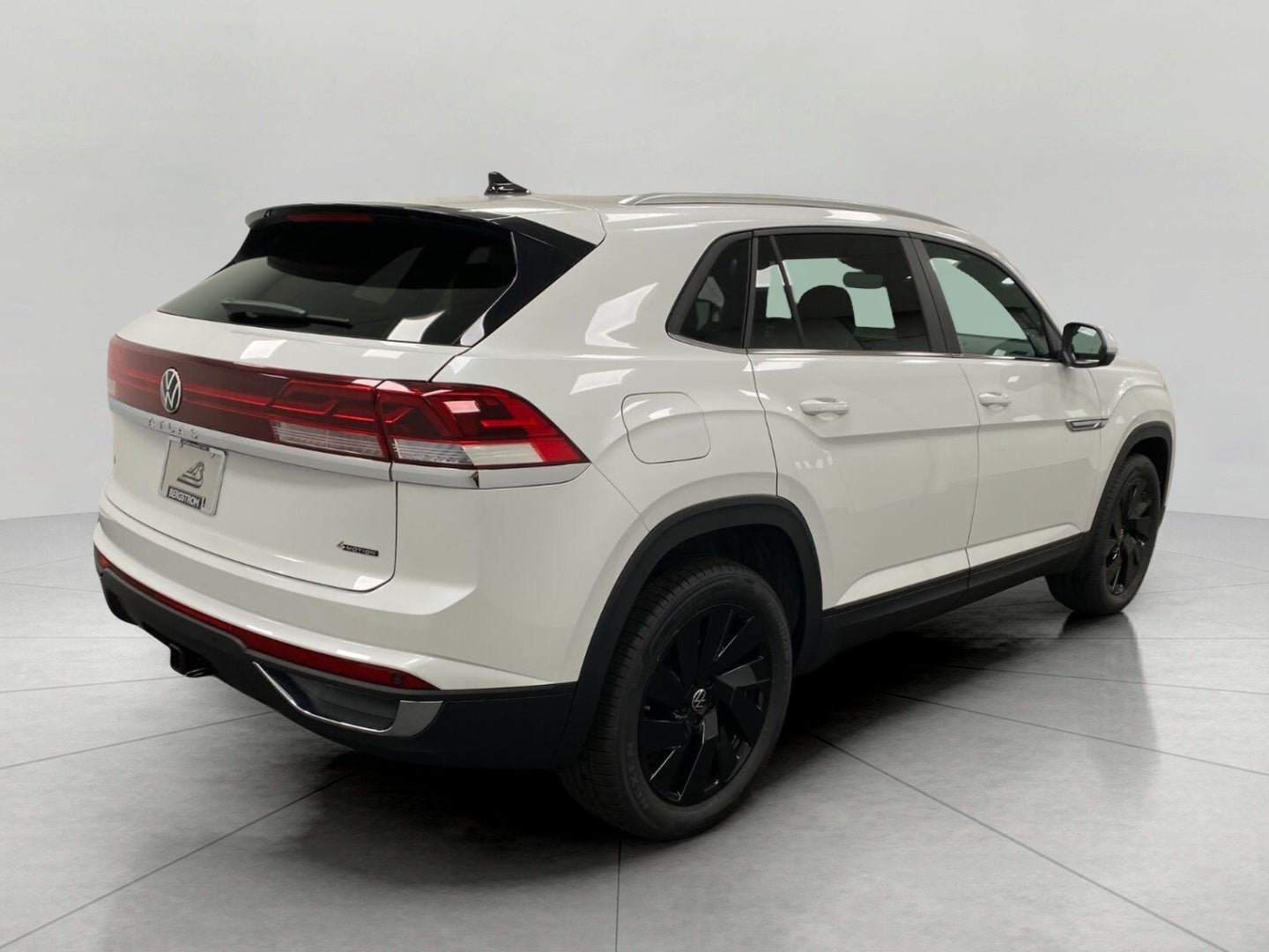 2026 Volkswagen Atlas Cross Sport 2.0T SE w/Technology 4MOTION