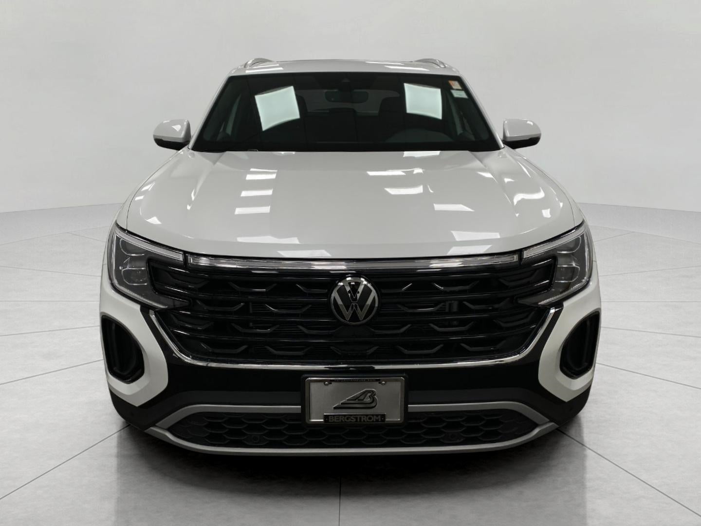 2026 Volkswagen Atlas Cross Sport 2.0T SE w/Technology 4MOTION