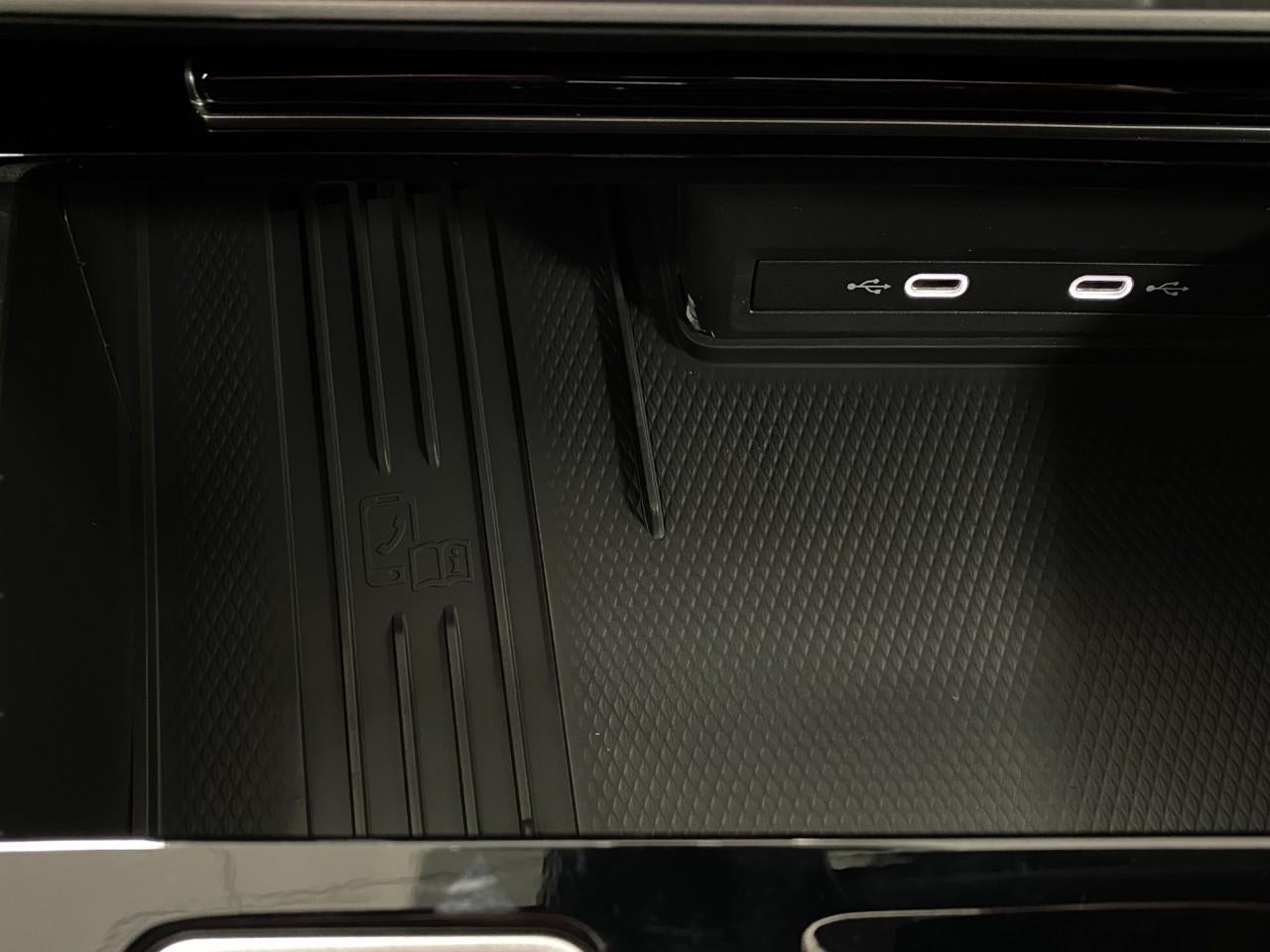 2026 Volkswagen Atlas Cross Sport 2.0T SE w/Technology 4MOTION