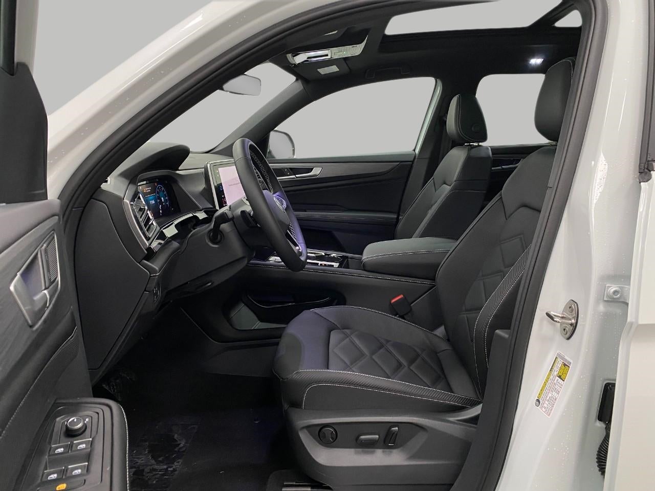 2026 Volkswagen Atlas Cross Sport 2.0T SE w/Technology 4MOTION