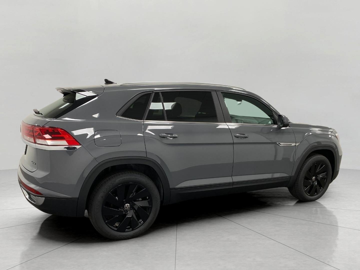 2026 Volkswagen Atlas Cross Sport 2.0T SE w/Technology 4MOTION