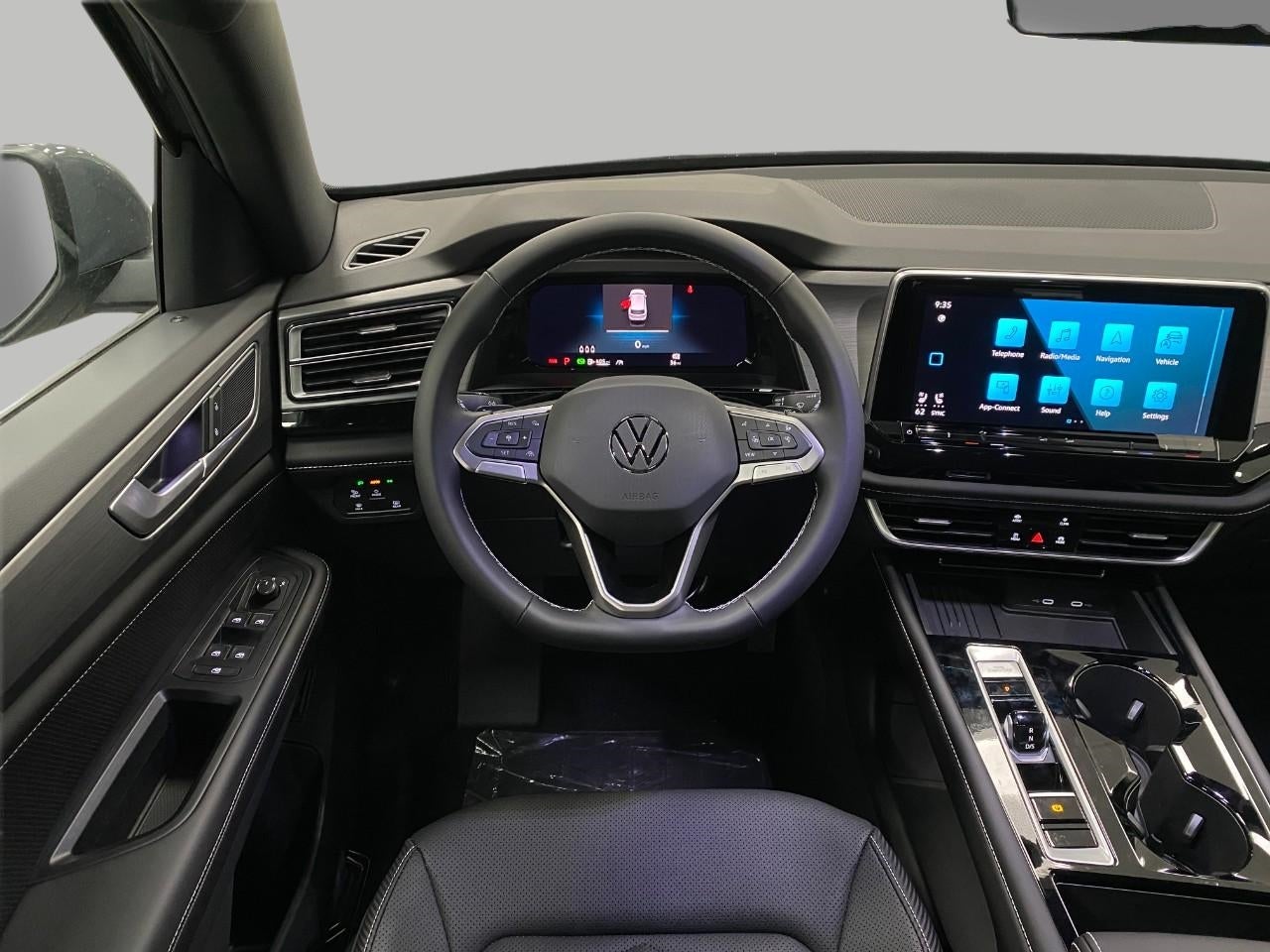 2026 Volkswagen Atlas Cross Sport 2.0T SE w/Technology 4MOTION