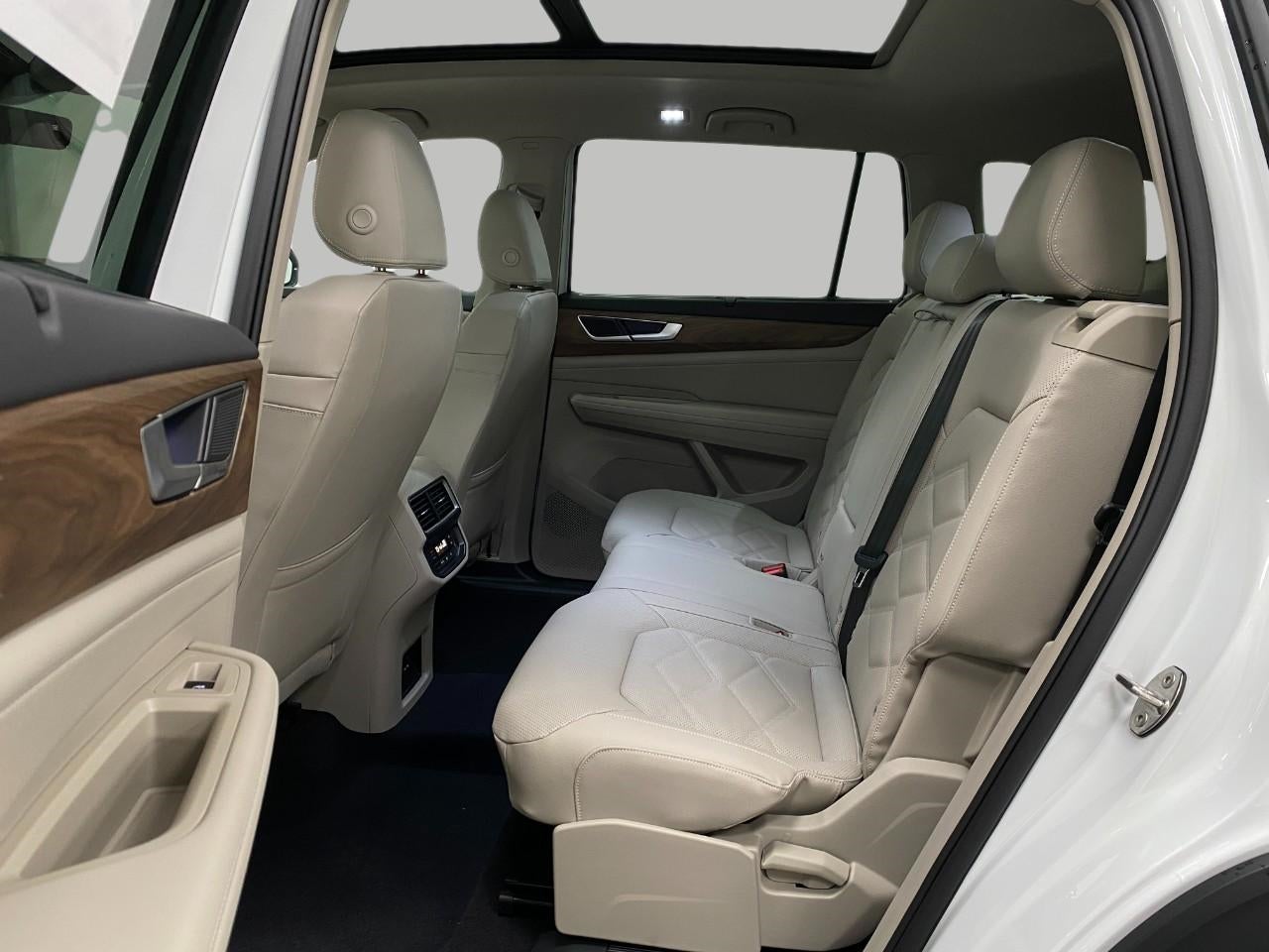 2026 Volkswagen Atlas 2.0T SE w/Technology 4MOTION