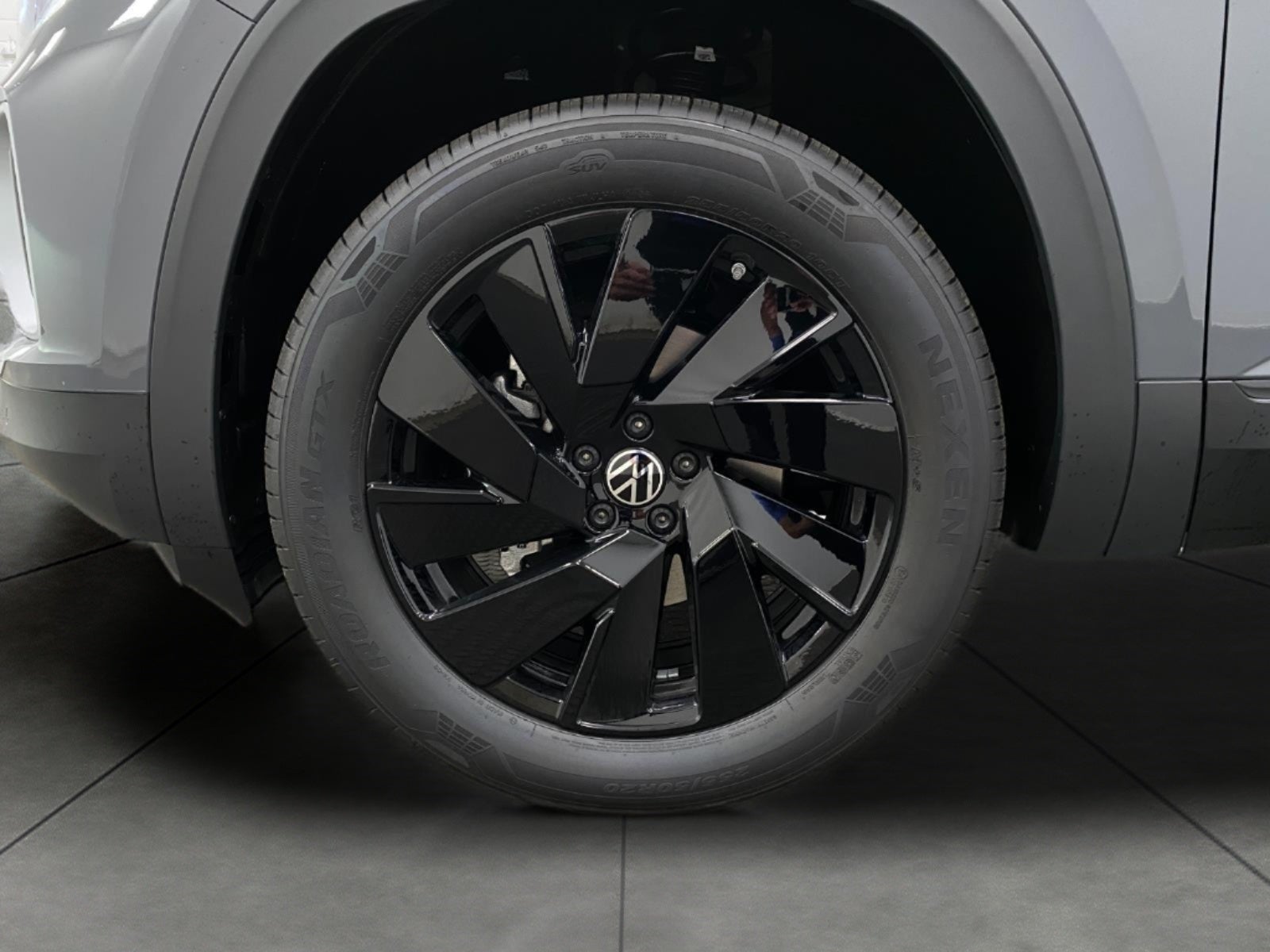 2026 Volkswagen Atlas 2.0T SE w/Technology 4MOTION