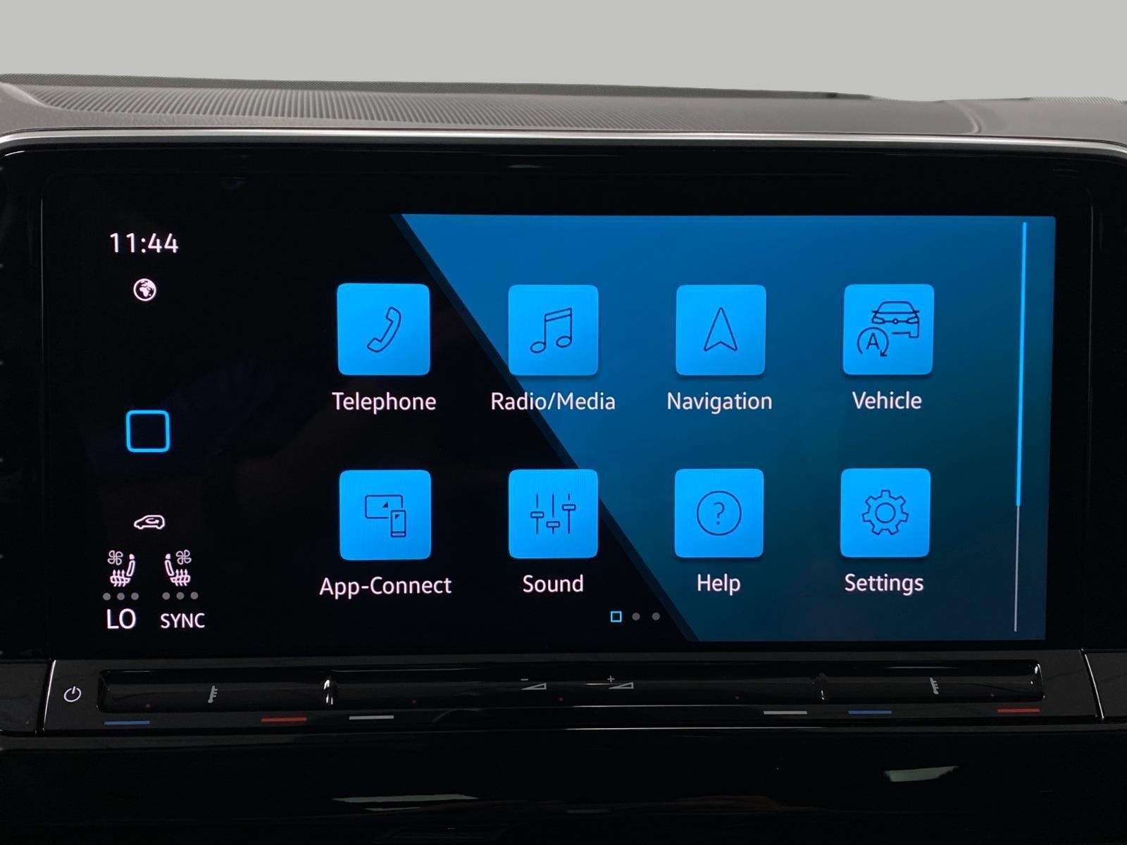 2026 Volkswagen Atlas 2.0T SE w/Technology 4MOTION