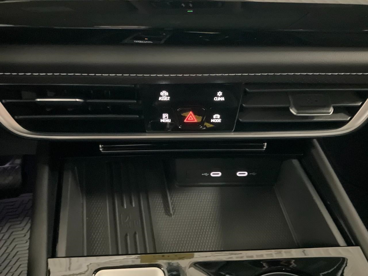 2026 Volkswagen Atlas SE w/Tech - Photo 19