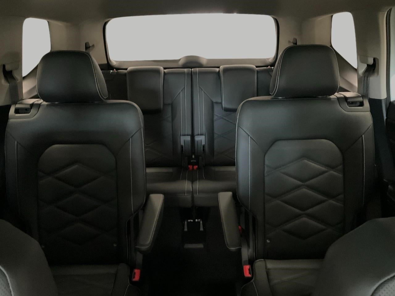 2026 Volkswagen Atlas SE w/Tech - Photo 24