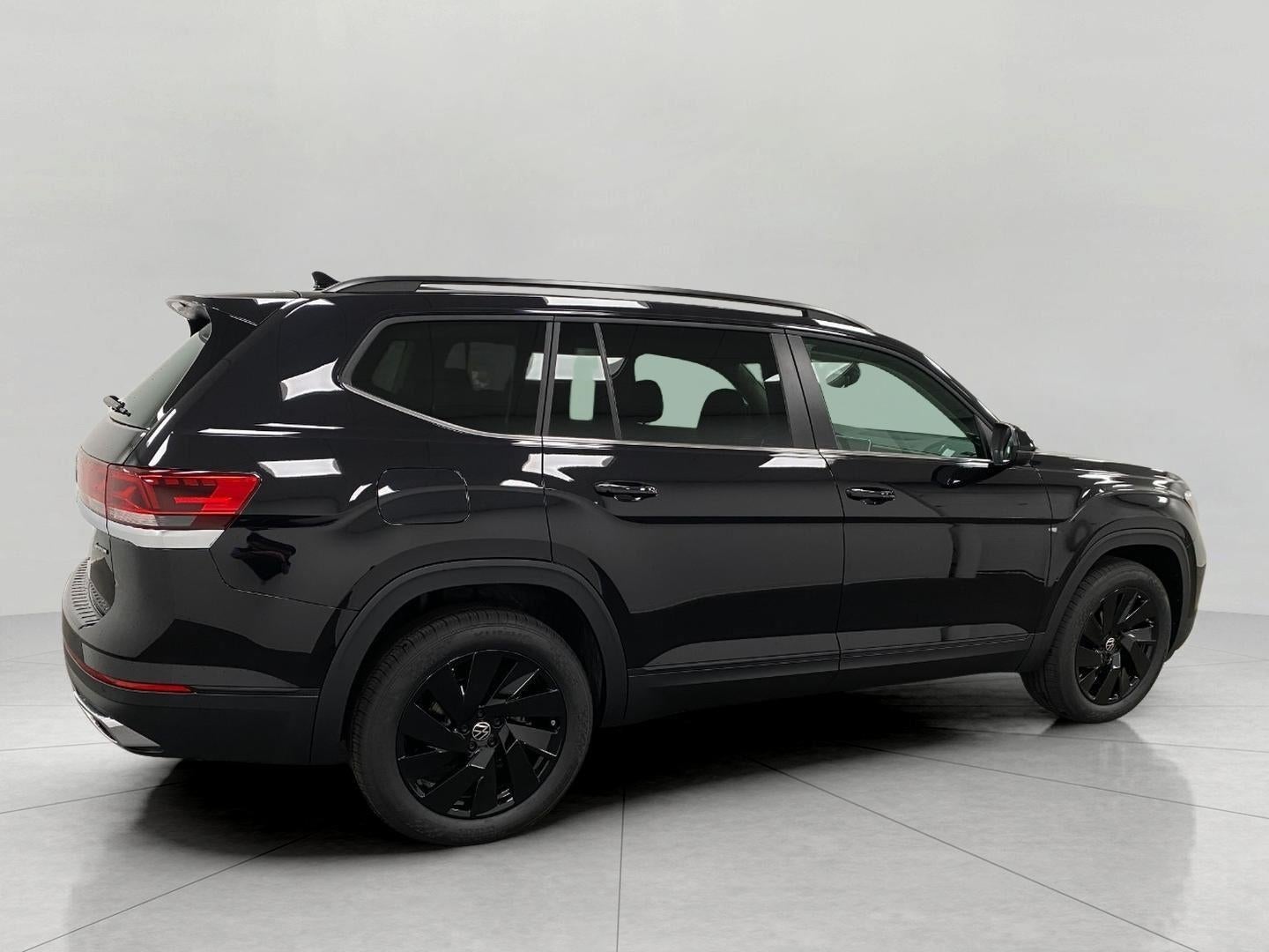 2026 Volkswagen Atlas 2.0T SE w/Technology 4MOTION
