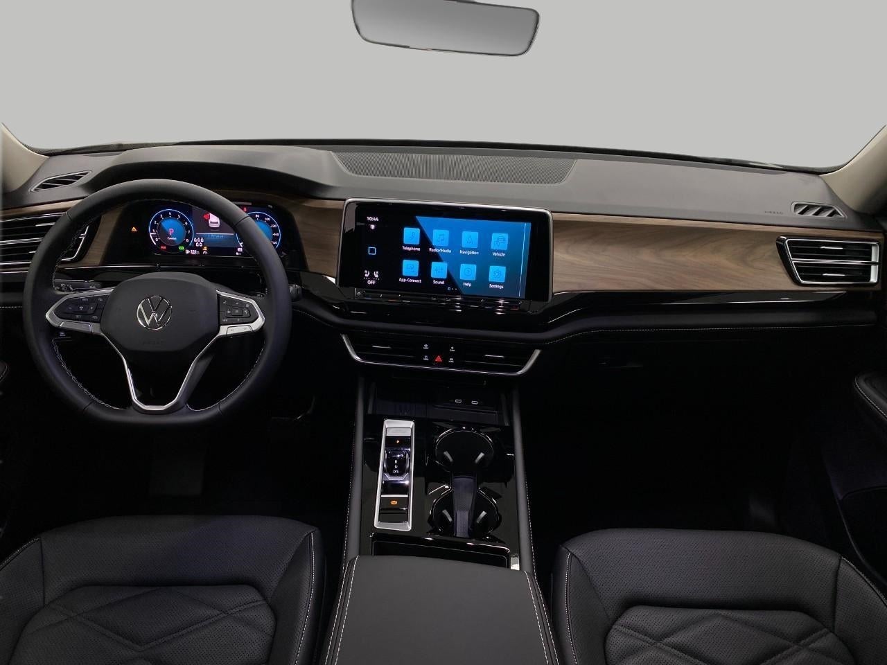 2026 Volkswagen Atlas 2.0T SE w/Technology 4MOTION
