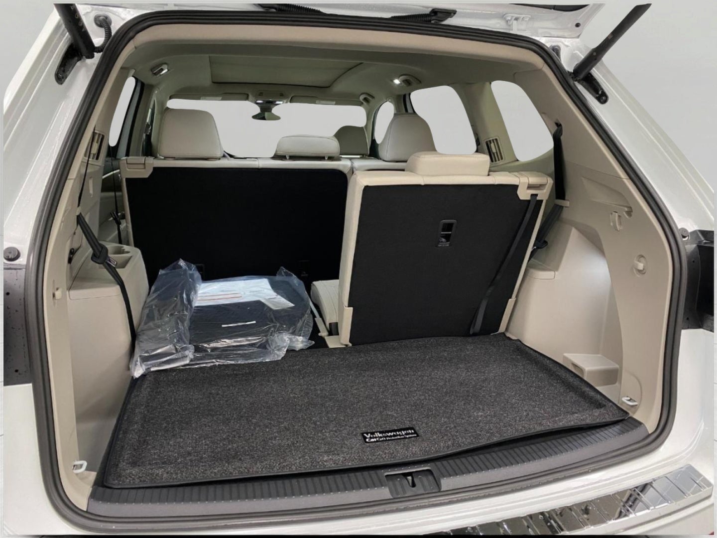 2026 Volkswagen Atlas 2.0T SE w/Technology 4MOTION