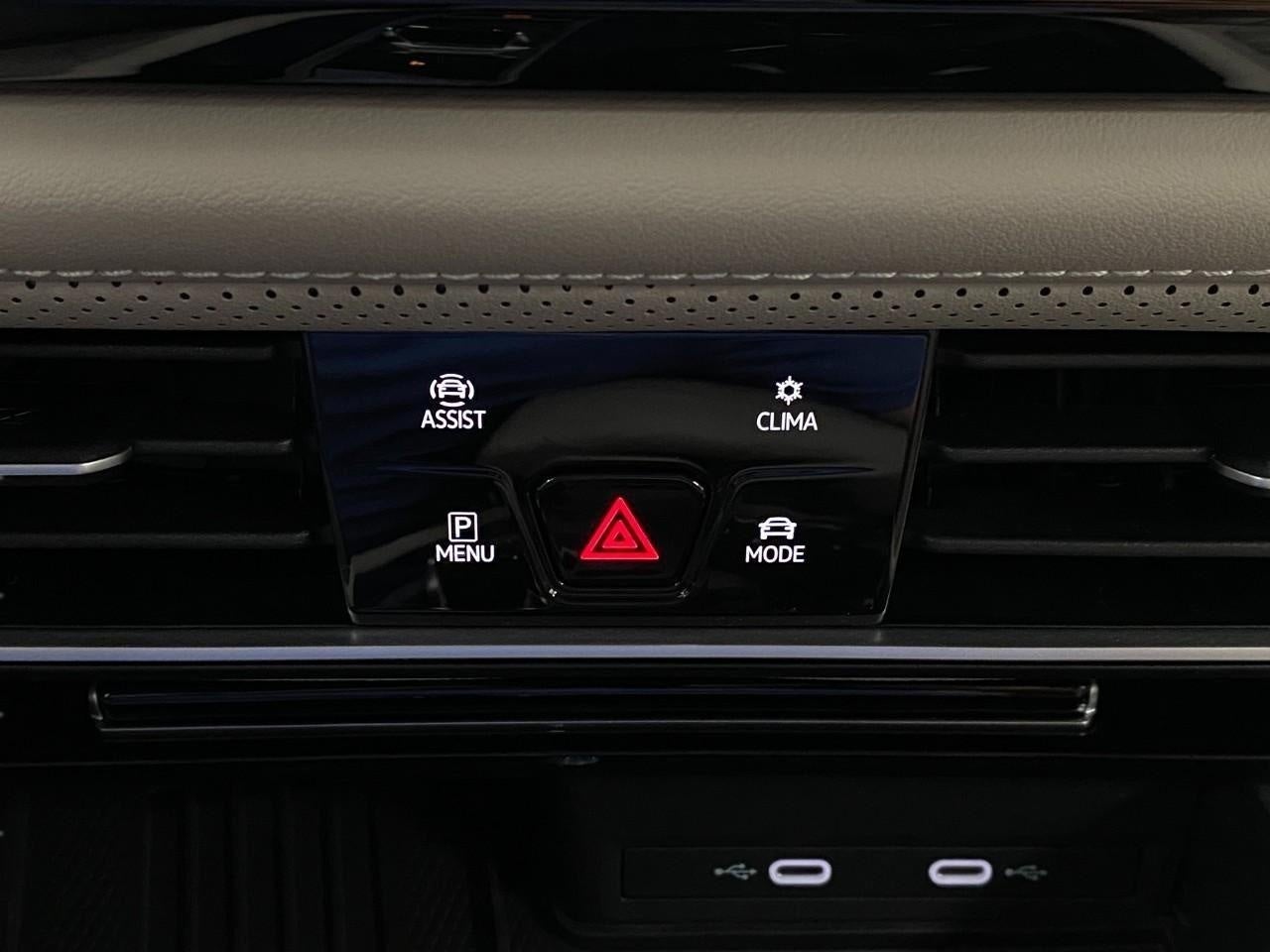 2026 Volkswagen Atlas 2.0T SE w/Technology 4MOTION