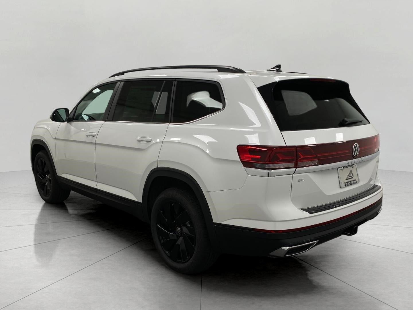 2026 Volkswagen Atlas 2.0T SE w/Technology 4MOTION