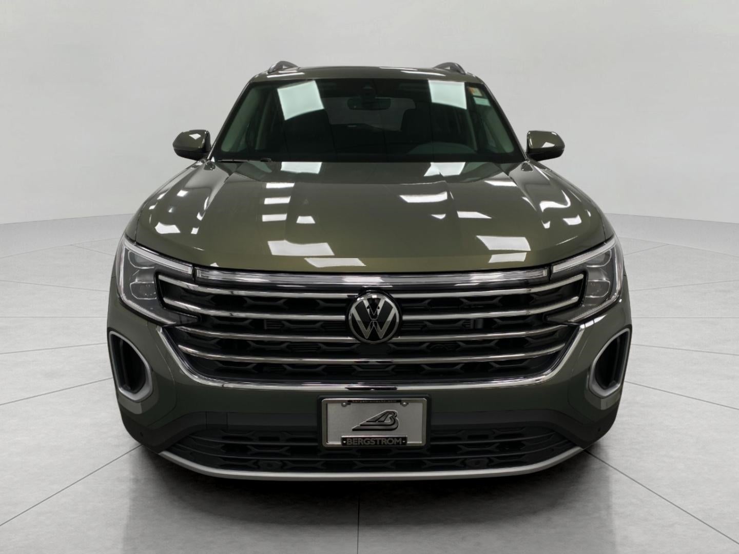 2026 Volkswagen Atlas 2.0T SE w/Technology 4MOTION
