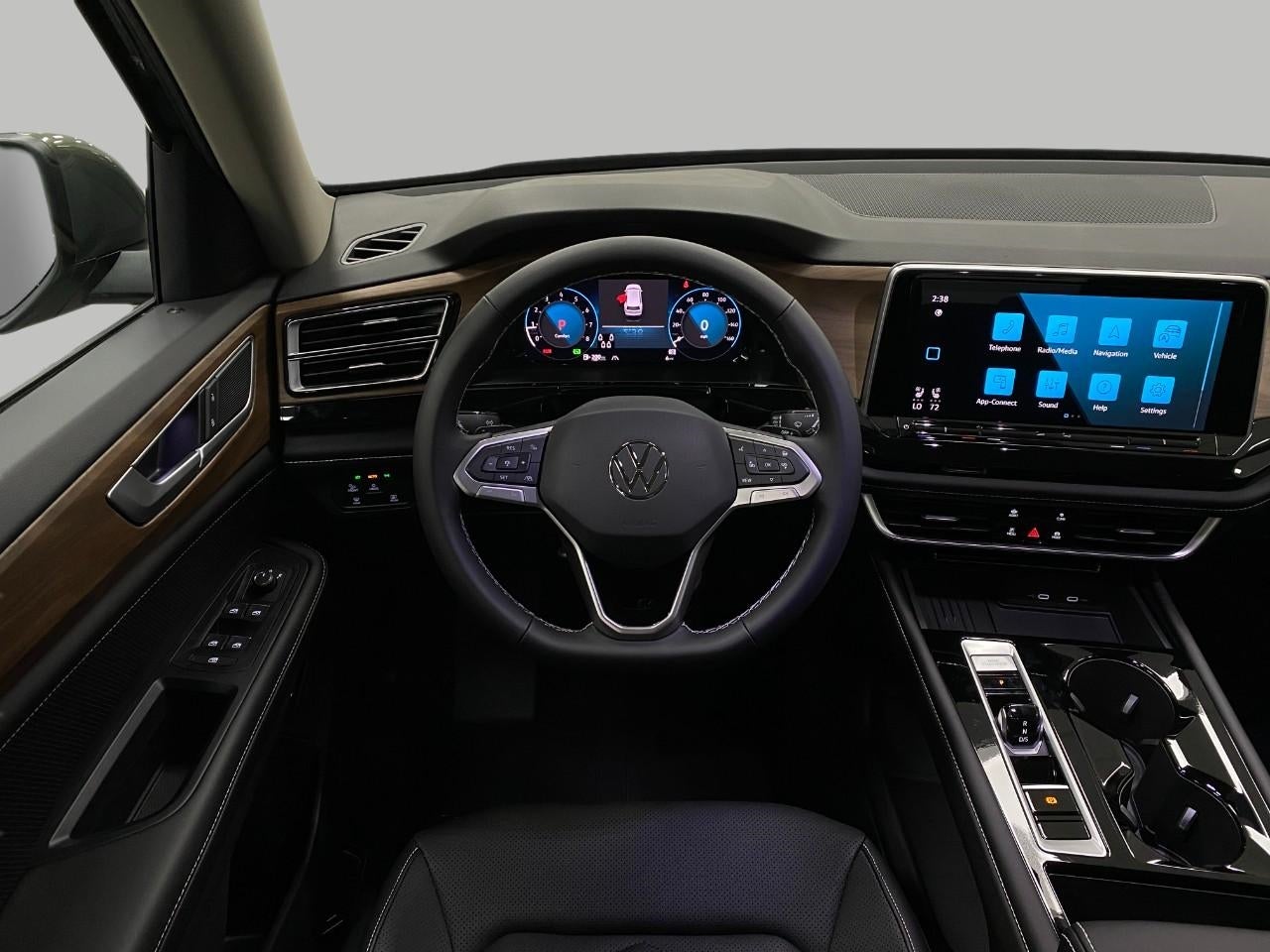 2026 Volkswagen Atlas 2.0T SE w/Technology 4MOTION