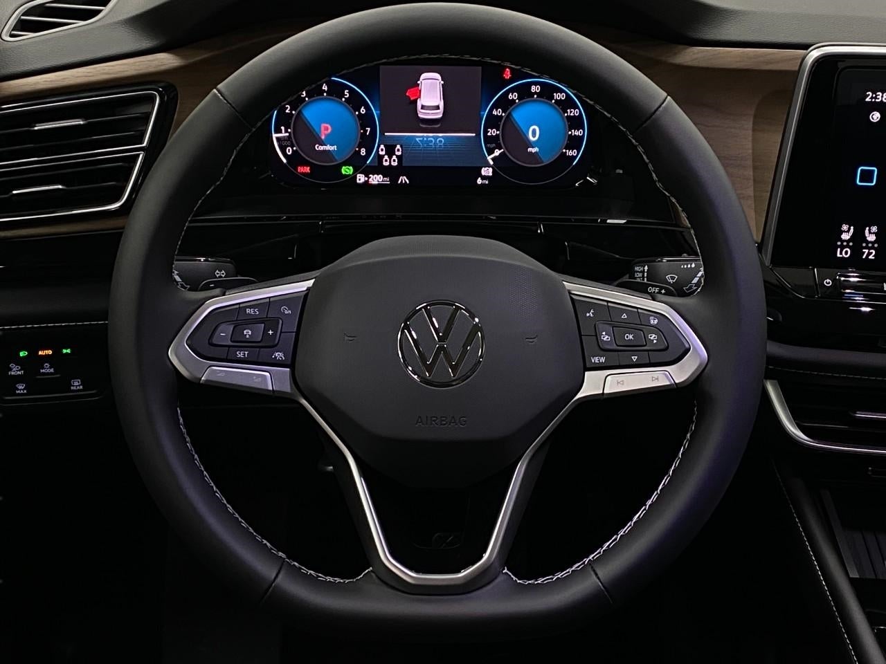 2026 Volkswagen Atlas 2.0T SE w/Technology 4MOTION