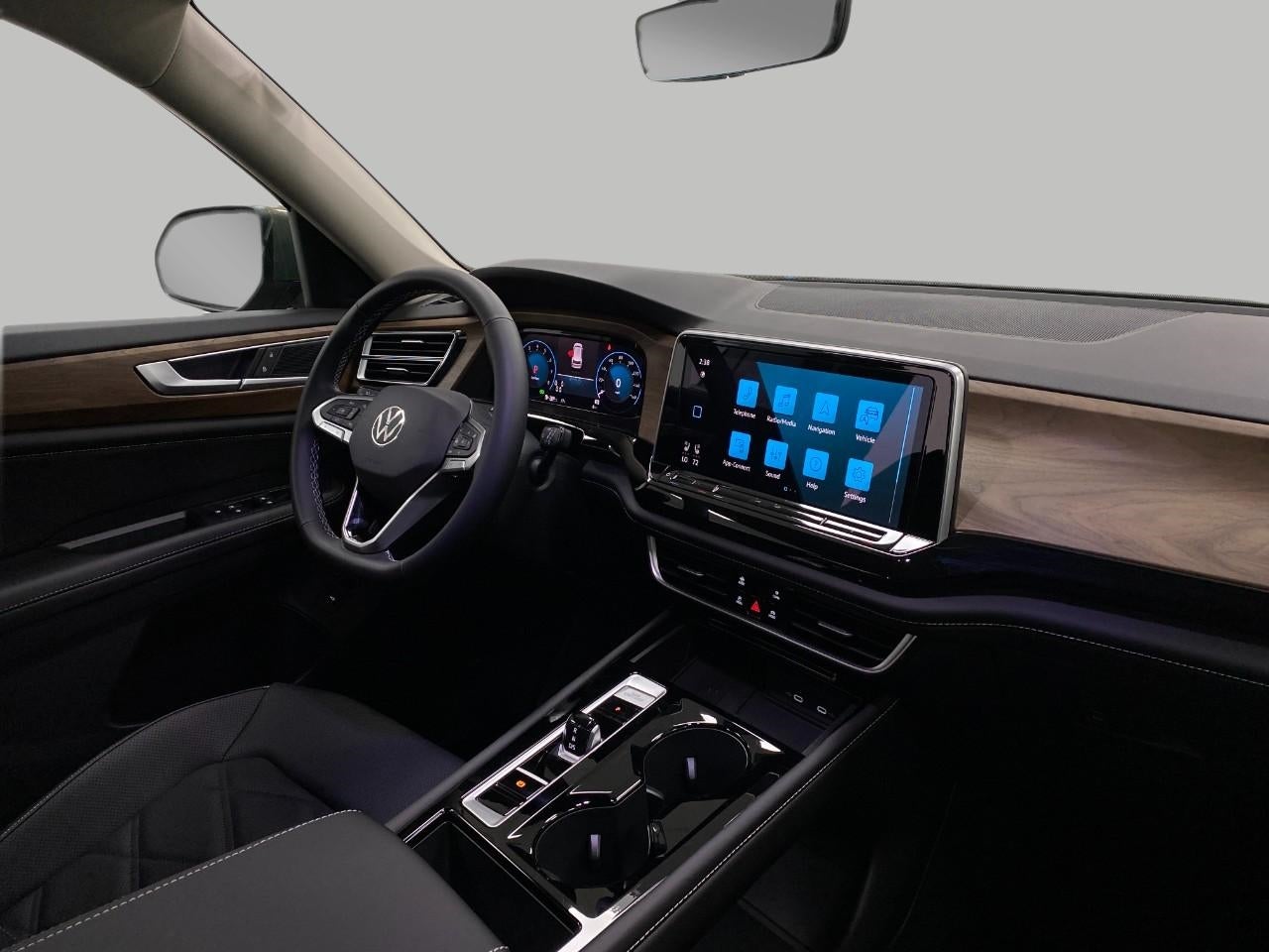 2026 Volkswagen Atlas 2.0T SE w/Technology 4MOTION
