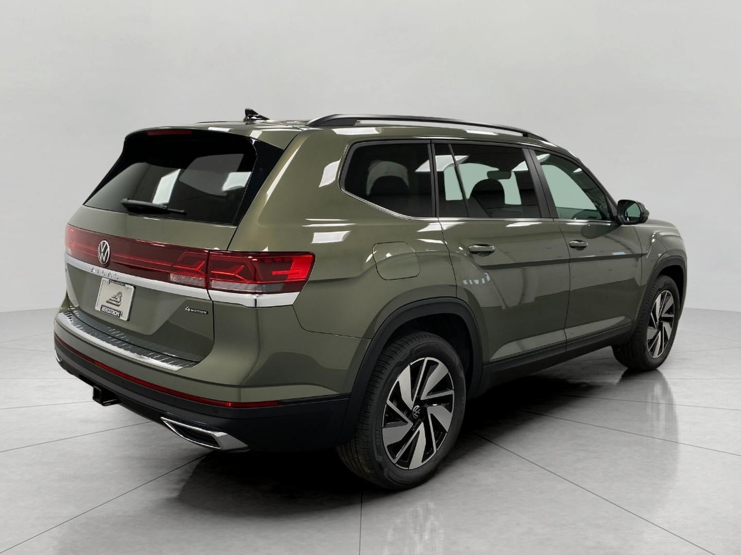 2026 Volkswagen Atlas 2.0T SE w/Technology 4MOTION