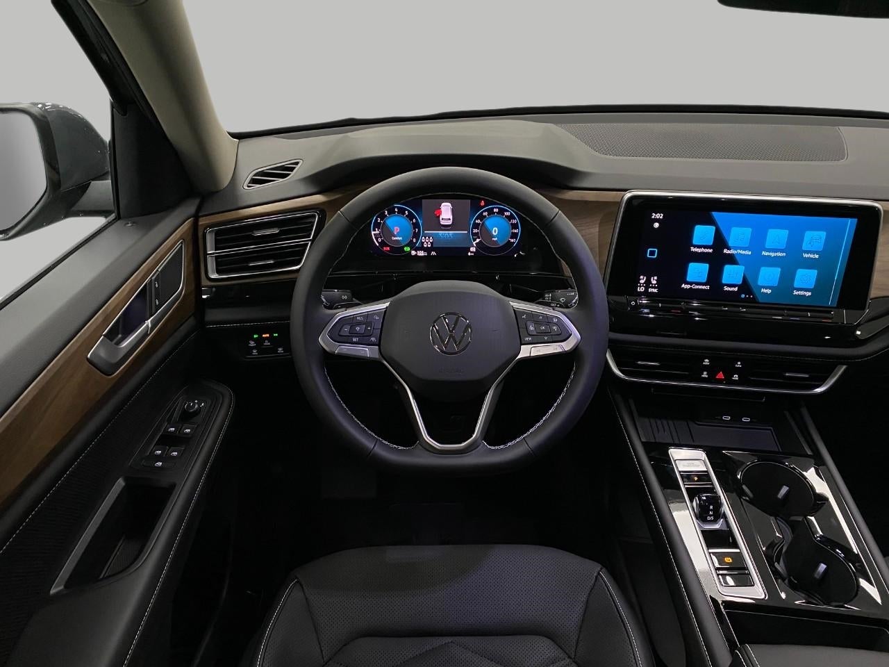 2026 Volkswagen Atlas 2.0T SE w/Technology 4MOTION