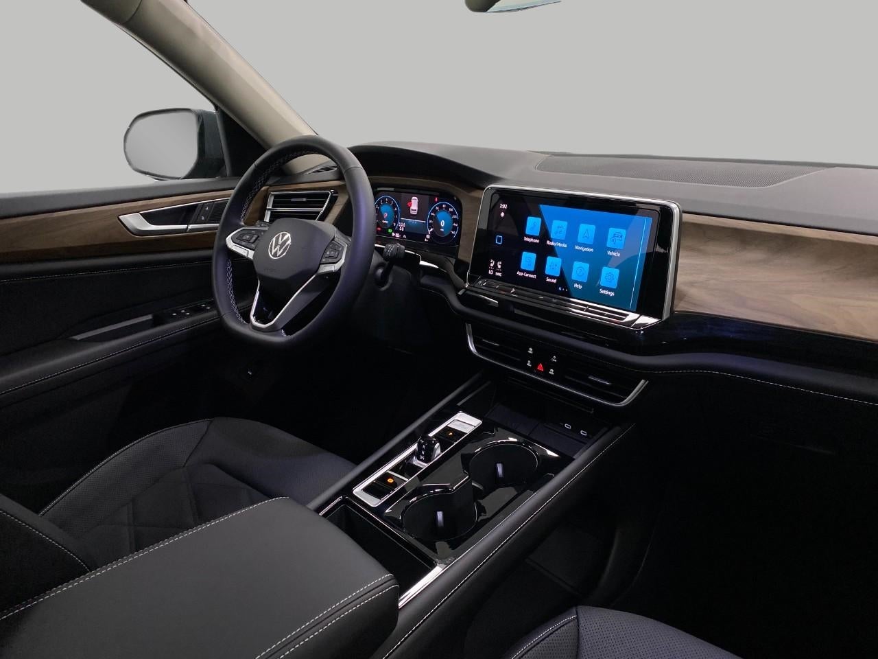 2026 Volkswagen Atlas 2.0T SE w/Technology 4MOTION