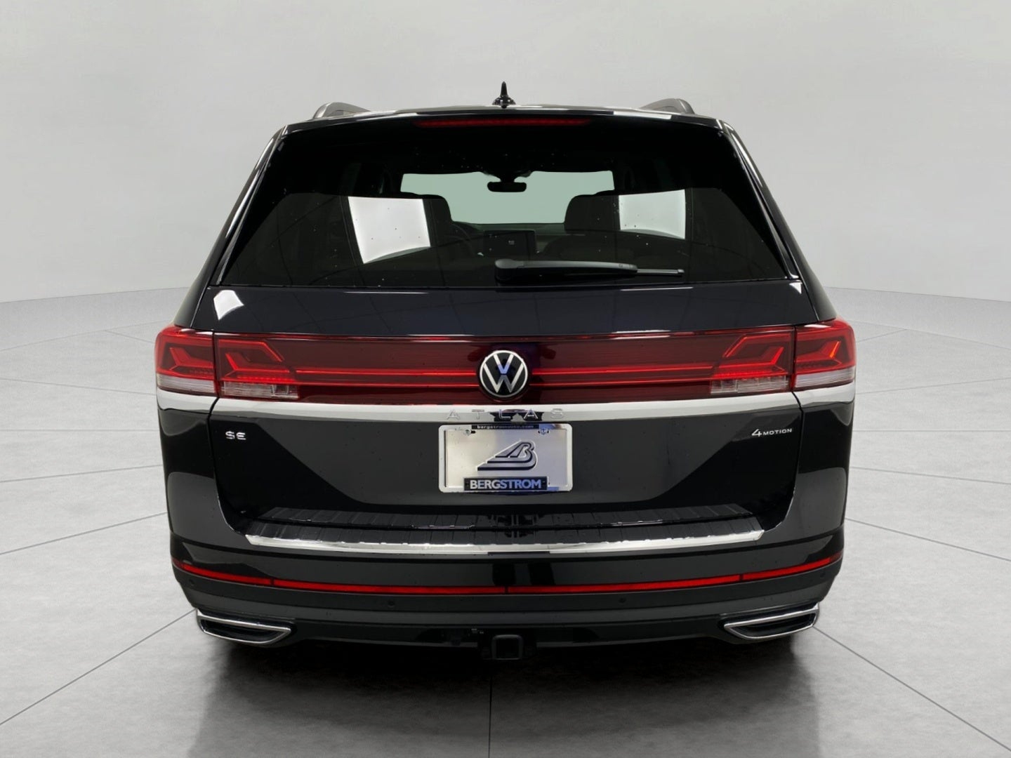 2026 Volkswagen Atlas 2.0T SE w/Technology 4MOTION
