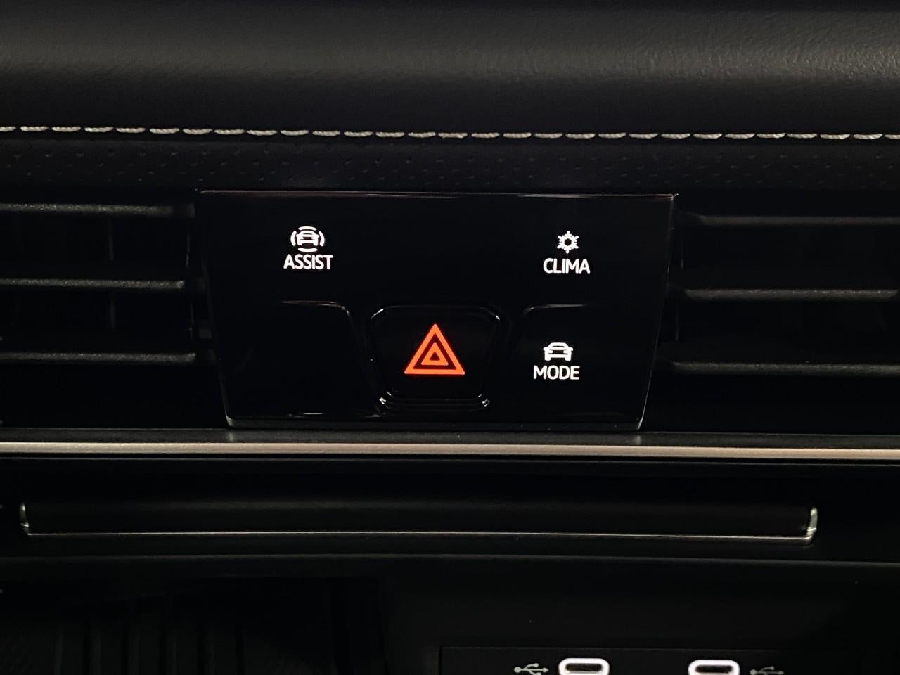 2026 Volkswagen Atlas Cross Sport 2.0T SE 4MOTION