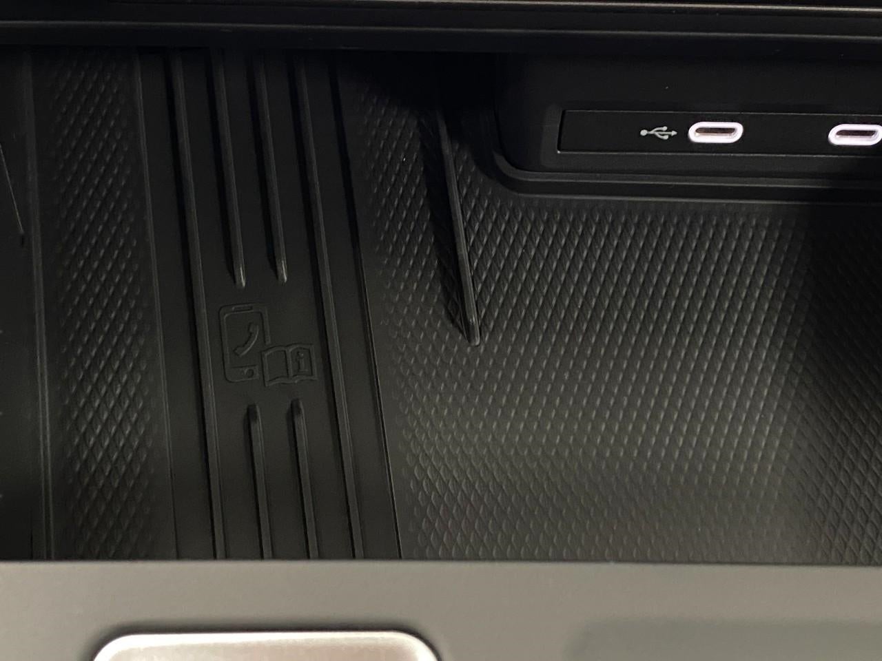 2026 Volkswagen Atlas Cross Sport 2.0T SE 4MOTION