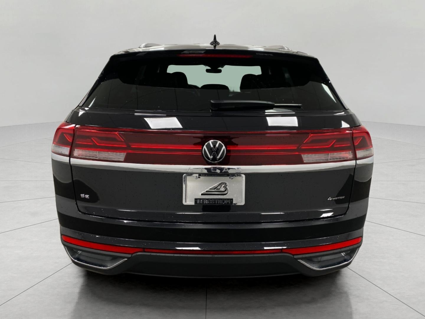 2026 Volkswagen Atlas Cross Sport 2.0T SE 4MOTION