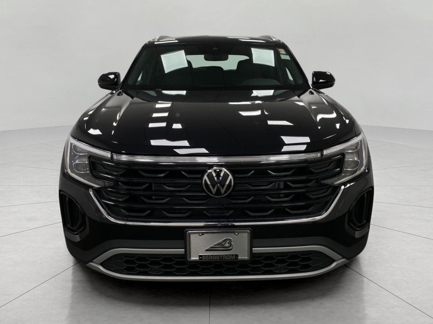 2026 Volkswagen Atlas Cross Sport 2.0T SE 4MOTION