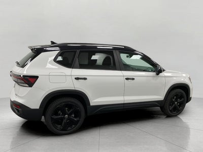 2026 Volkswagen Taos SE Black 4MOTION