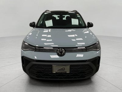 2026 Volkswagen Taos SE Black 4MOTION