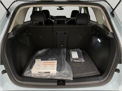 2026 Volkswagen Taos SE Black 4MOTION