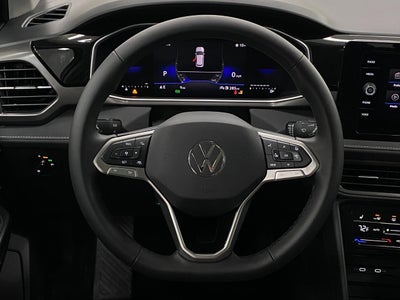 2026 Volkswagen Taos SE Black 4MOTION