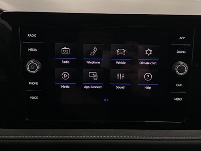 2026 Volkswagen Taos SE Black 4MOTION