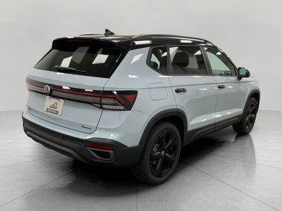 2027 Volkswagen Taos SE Black 4MOTION