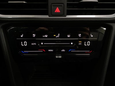 2027 Volkswagen Taos SEL 4MOTION
